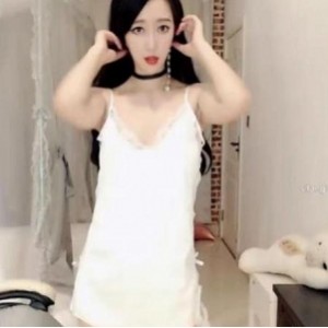 斗鱼绝美主播梦菲桐香极品浮力姬定制合集：古典风情女神，身材极品，颜值天花板，有尺度高情绪秀！