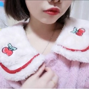 微信号身份证：方便快捷的身份验证工就娆用于微信账号的注册和认证。小妹子：可爱年轻的女孩，通常用于形容外貌年轻漂亮的女性。反差自拍：一种拍摄技巧，通过对比不同元素