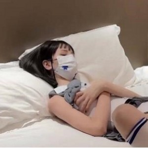 冉冉学姐：扣扣传媒网红女神，作品社保姬，剧情视频不容错过