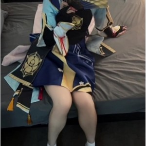 大神《MN》最新COSER三部曲：小雪的多面魅力