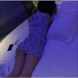 素人自拍旗袍美腿合集32V45G，真实嘴艺赏心悦目