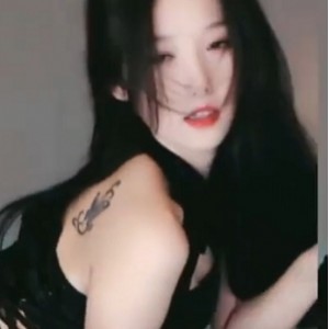 斗鱼朴雨彬影子撩舞合集52部2.34G夜光朦胧