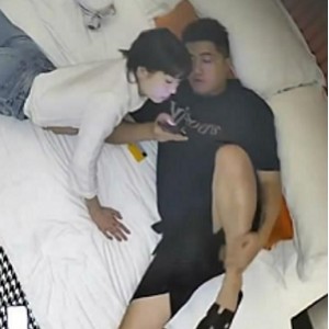 安防探针娇小妹子午休实录多角度509MB裤里丝绝了