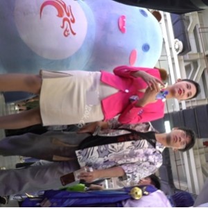 华尔兹游戏展空姐拍摄展示426MB服装诱惑