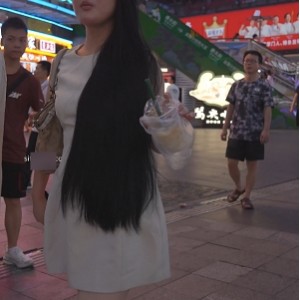 好勾人1部bananacat街拍蓬蓬裙乖乖女981.2MB