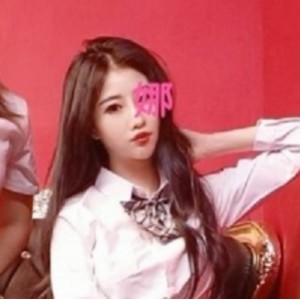 OnlyFans雅典娜娜瑜伽私拍展示2G合集，小脚花蕾尽显