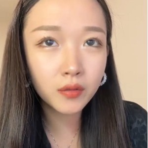 眼镜御姐妹子叭嗦直播热舞57V合集48.6G腿长条顺太顶了