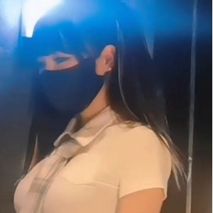 娜娜糖心VIP黑丝JK互动9部2G太顶了