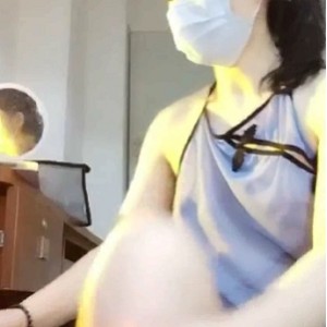 自录小狐狸直播粉色小骚包3场5.9G太开放